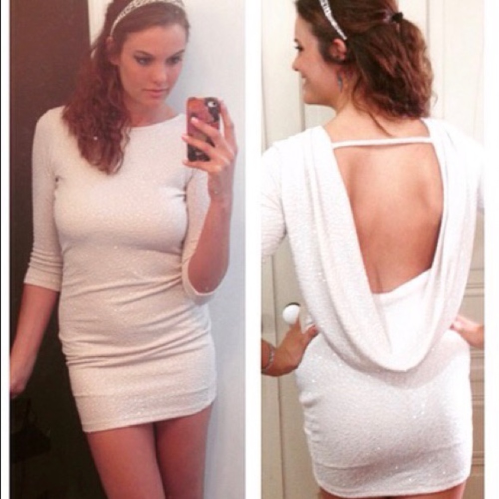 Backless sparky dress 3/4 sleeves from Windsor